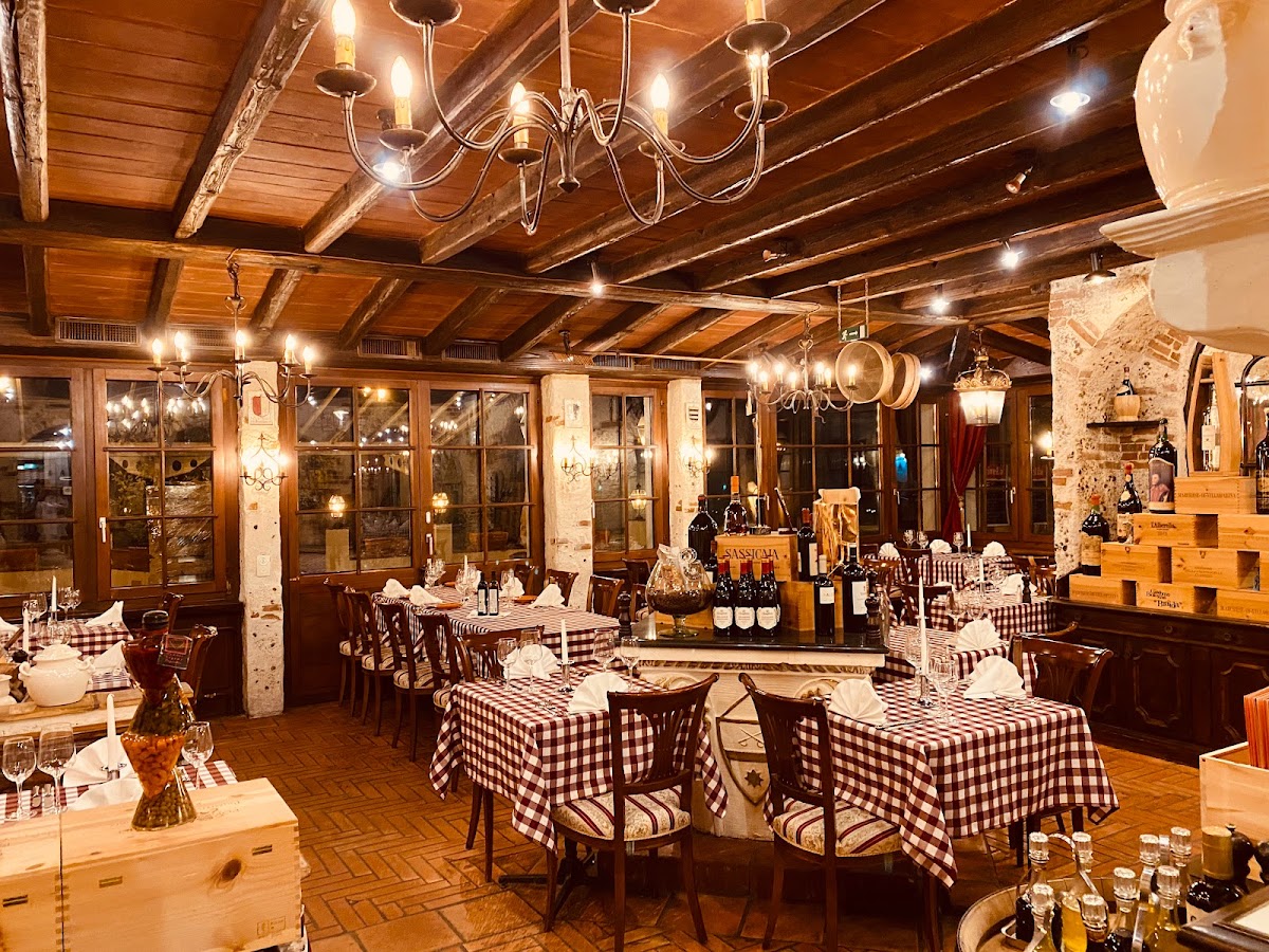 Ristorante & Pizzeria Il Castello Photos 2